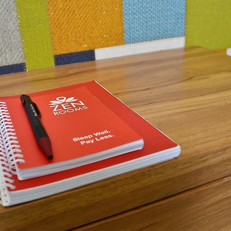 Zen Rooms Kuta Tuban Suites Exteriör bild