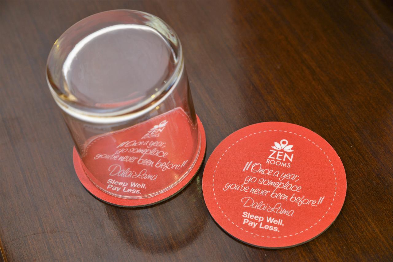 Zen Rooms Kuta Tuban Suites Exteriör bild