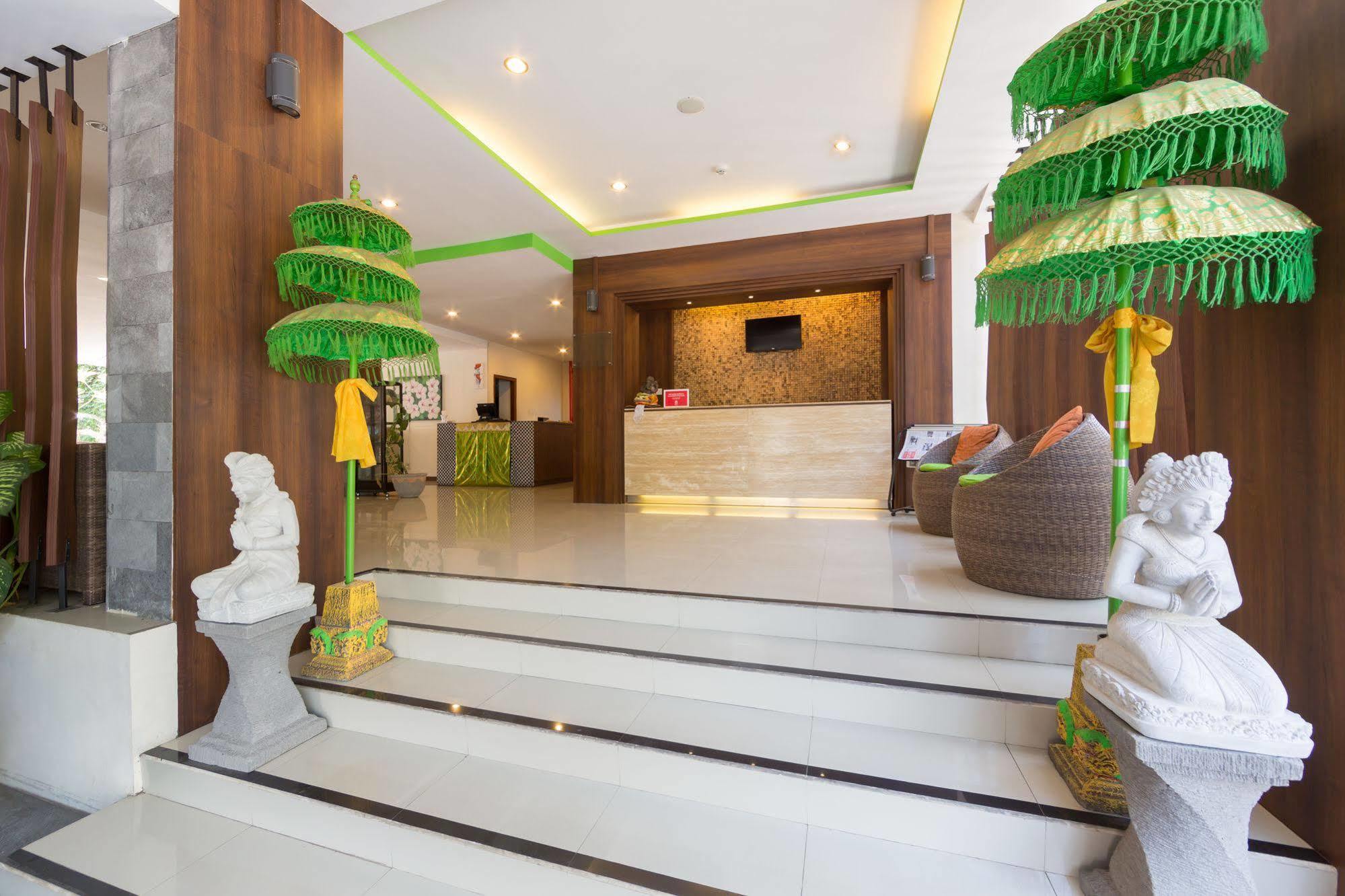 Zen Rooms Kuta Tuban Suites Exteriör bild